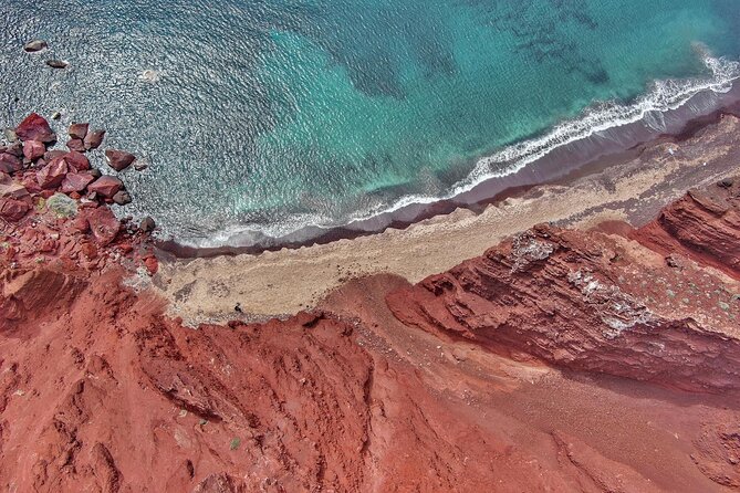 Santorini's Highlights Tour Experience - Kamari: one hour at the black sand beach