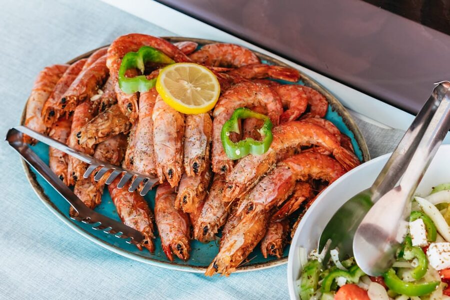 Santorini: Sailing Catamaran Cruise with BBQ and Drinks - Palea Kameni and Santorini Volcano