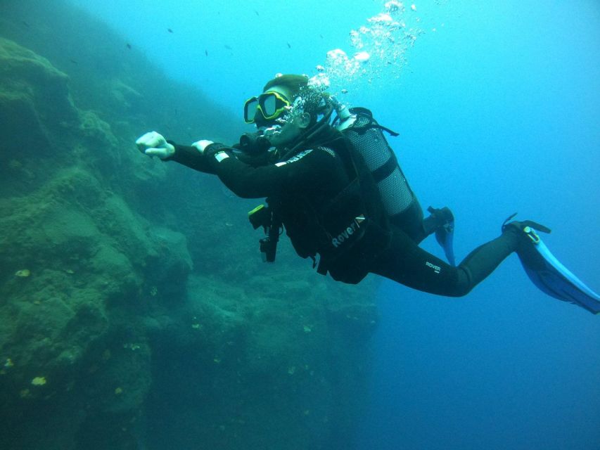 Santorini: Scuba Diving Experience in Caldera for Beginners - Key points to know before booking