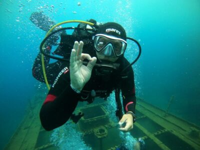 Scuba Diving Experience in Caldera for Beginners