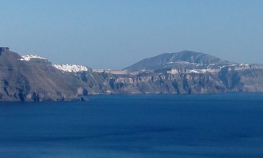 Santorini: Small-Group Highlights Tour of Venetian Castles - Key things to know before booking