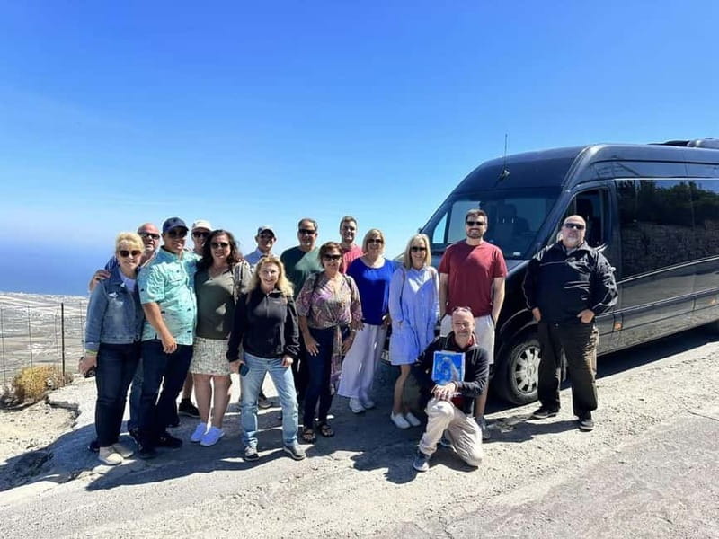 Santorini: Small Group Sightseeing Tour with a Local Guide - Key points at a glance
