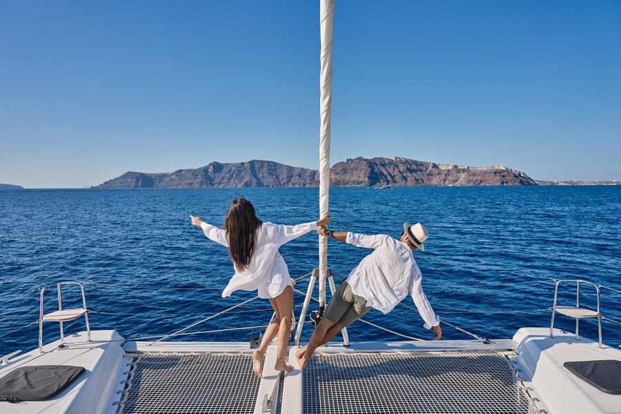 Santorini: Southern Island Luxury Catamaran Cruise with Meal - Nea Kameni and the sulfur water