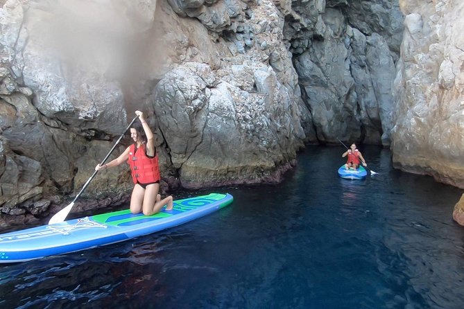 Santorini: Stand-Up Paddle and Snorkel Adventure - The cove, cave, and snorkeling stop