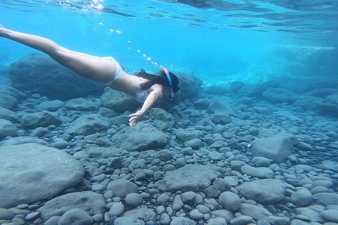 Santorini: Stand-Up Paddle and Snorkel Adventure - GoPro photos without risking your phone