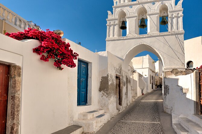 Santorini_Sunset Cheers and Dine - Megalochori and Its Cycladic Lanes