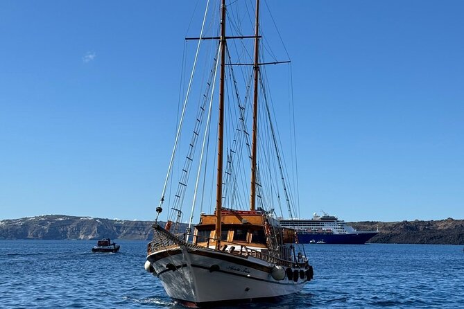 Santorini Sunset Cruise in Caldera - Comfort, group size, and the practical details