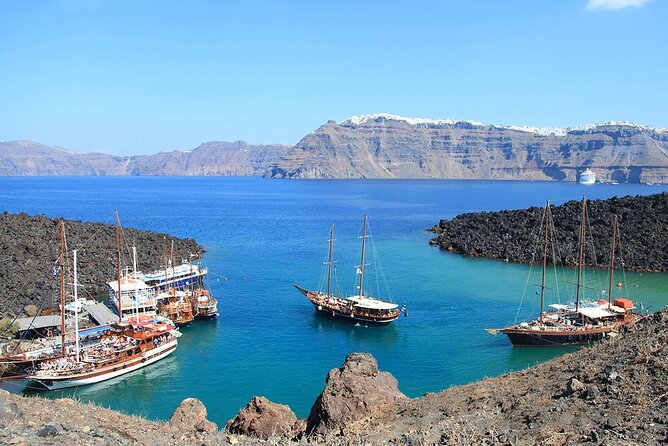 Santorini Sunset Sailing Cruise: Dinner, BBQ, Open Bar, Transfers - The volcano and sulfur-rich hot springs