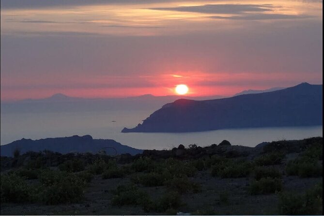 Santorini Sunset Wine Tour with Santo Winery Views - Timing matters, especially for cruise ship passengers
