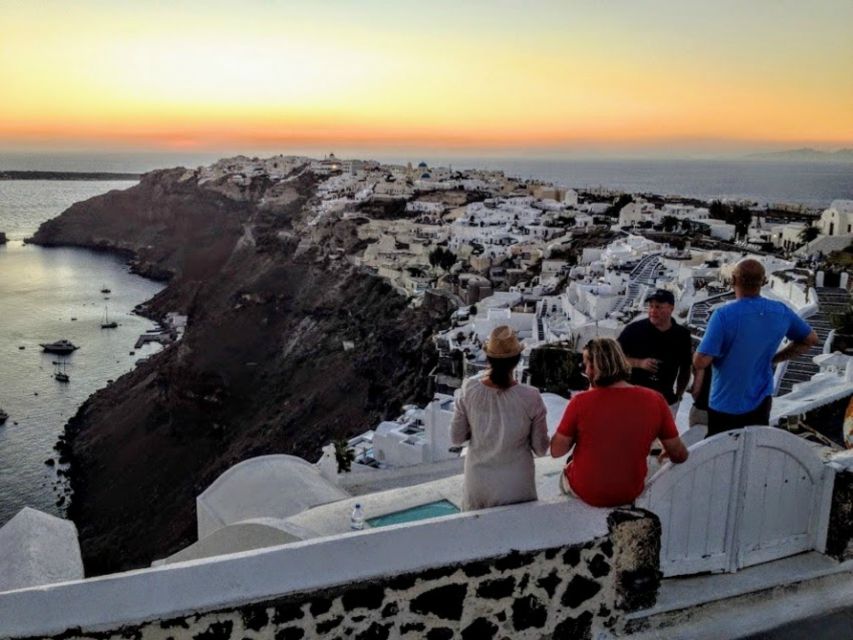 Santorini: Top Sights Small-Group Tour with Local Guide - Key points to know before booking