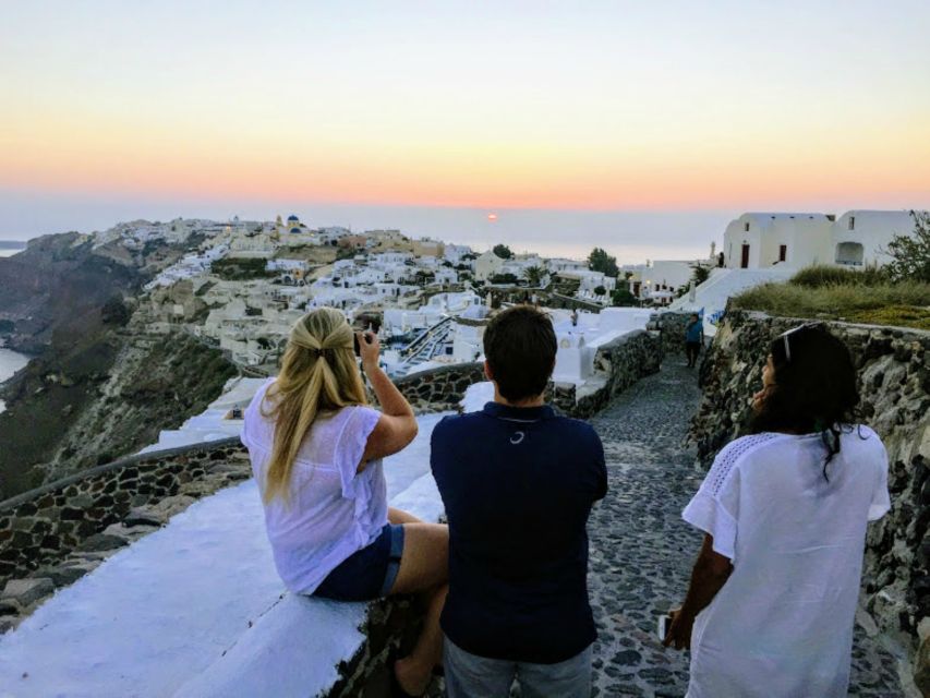 Santorini: Top Sights Small-Group Tour with Local Guide - The black beach: swimming, lunch, and a change of scenery