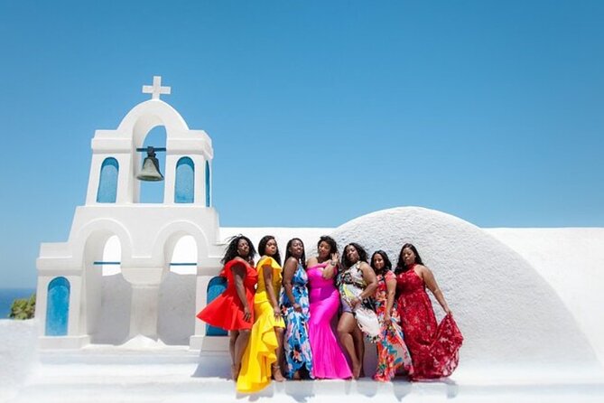 Santorini Tour Designed Especially for Cruise Passengers - What the transport and group size mean