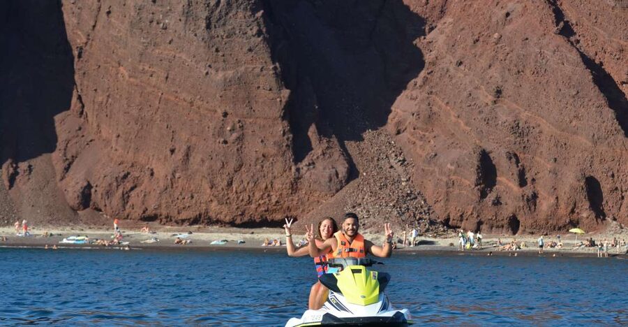 Santorini:Volcanic Beaches Cruise With Jet Ski - White Beach and the changing rock