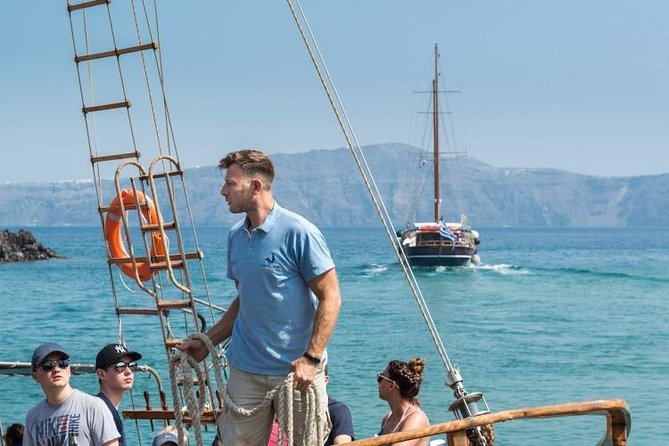 Santorini Volcano Tour - Getting to Gialos without missing the boat