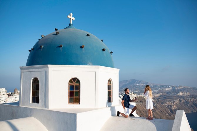 Santorini Walking Tour with a Personal Photographer - What you receive after the session
