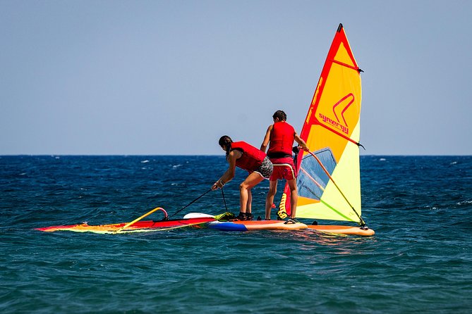 Santorini Windsurfing lessons - Who should book this Santorini lesson