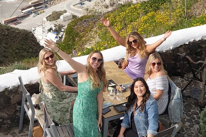 Santorini Wine Secrets - Venetsanos in Megalochori and the sunset question