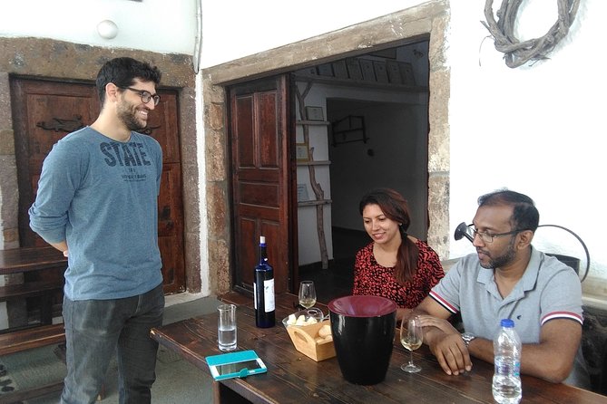 Santorini Wine Tasting & Food Pairing :Taste good life at Santorini - What you actually eat with the wine