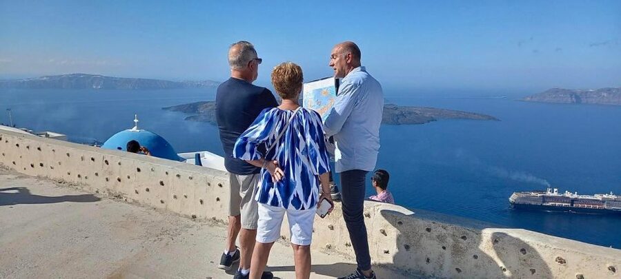 Santorini without Barriers: Accessible 5-Hour Private Tour - Key points at a glance