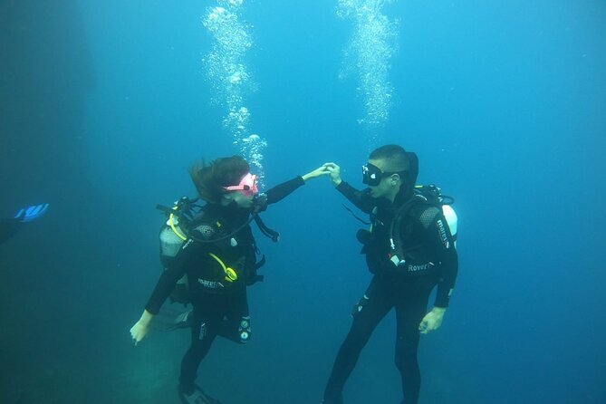 Scuba Diving Experience in Santorini - Timing your session around a flight