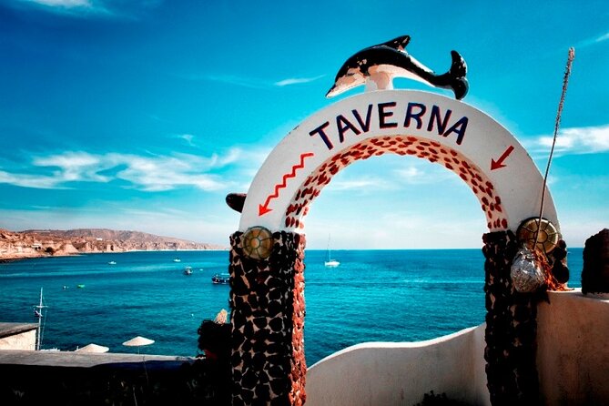 Secrets of Santorini - Private Full Day Tour with Dinner - A seaside dinner with Santorinian dishes