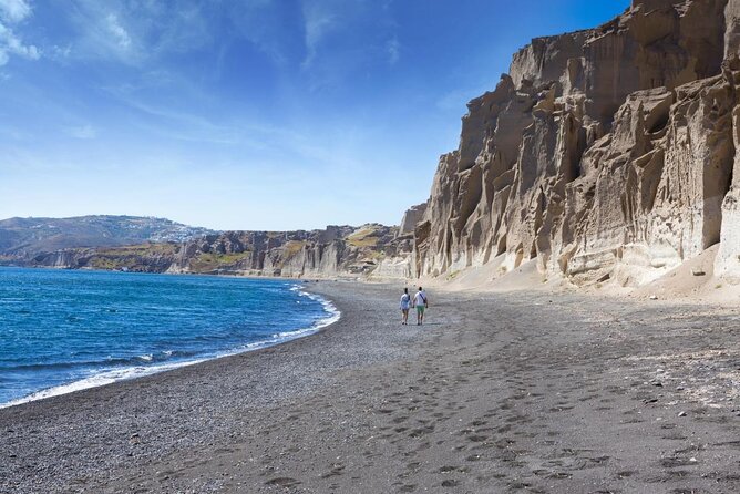 Serenity Kayak : Sea Caves Kayak Trip with Snorkeling & Picnic - Paddling toward White Beach and Black Mountain