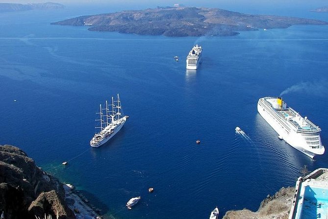 Shared Arrival Transfer: Santorini Airport to Hotel or Cruise Port - Landing at Santorini Airport and finding your driver