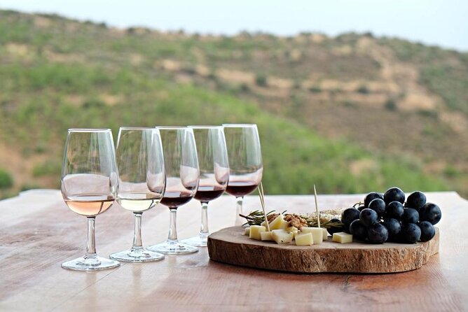 Small Group Local Wine Tasting Tour In Santorini - Why Santorini wine is worth your afternoon