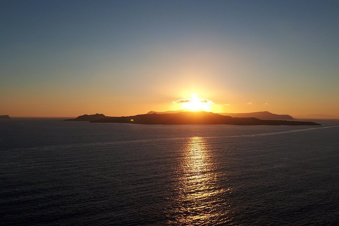Tailor Made Private Tours in Santorini (3 hours) - Key points at a glance