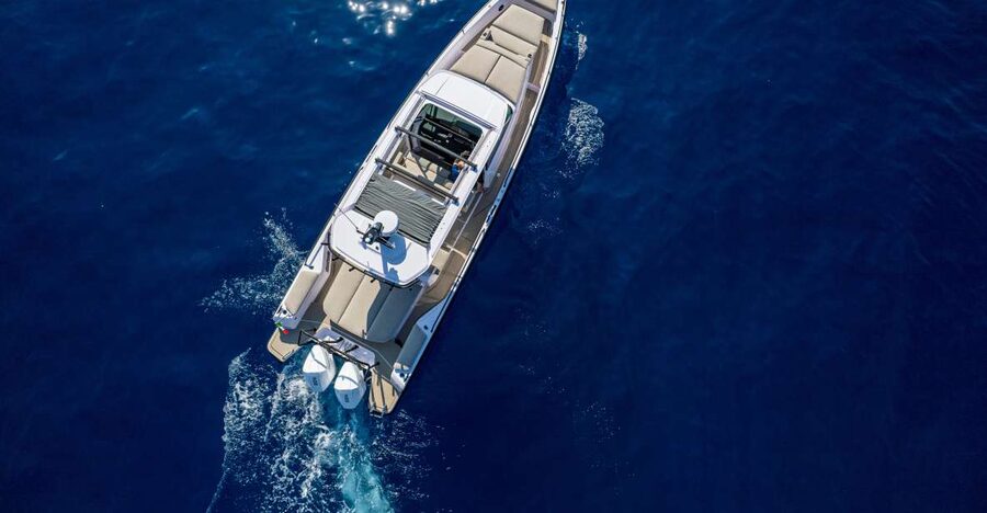 The Fastest All Inclusive Private Motor Yacht in Santorini - Food, Drinks, and What Is Included