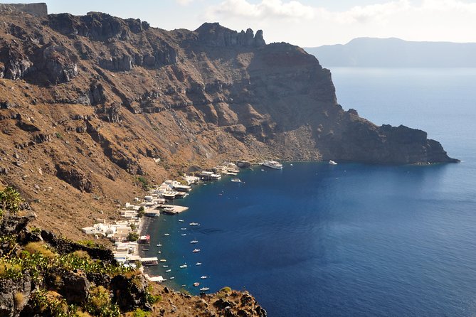 Thirassia Island: 6hr Private Tour with Lunch from Santorini - Lunch, local wine, and the churchyard setting