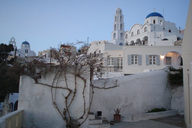 Top Sights of Santorini with Wine Tasting and Sunset in Oia - Three Santorini wines and what to expect from the tasting