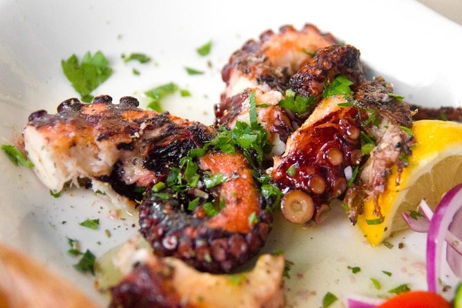 Traditional Tastes of Santorini Food Tour - What you eat and drink during the six hours